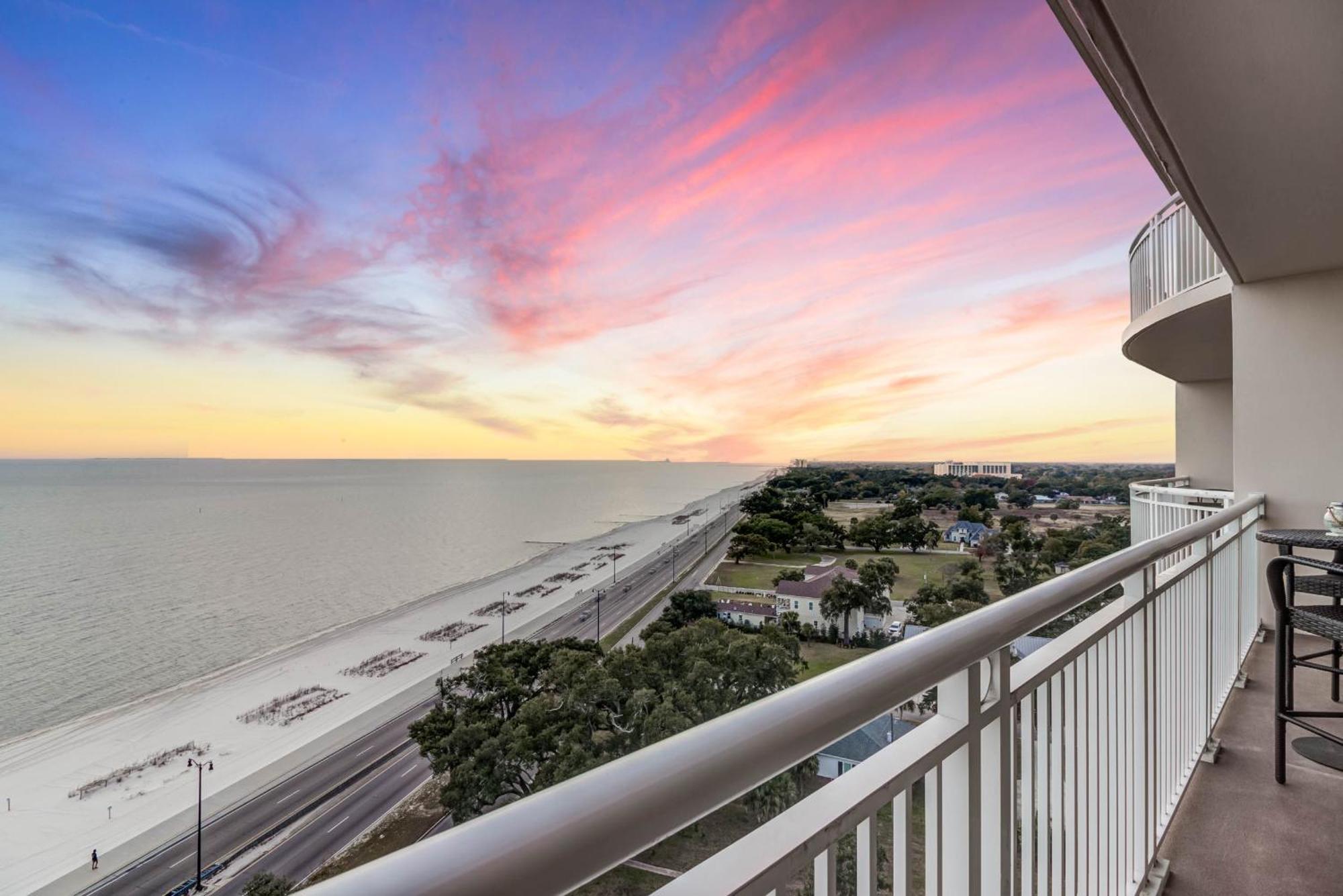 Gorgeous Oceanview 3Br Luxury Condo - Latitude Gulfport Εξωτερικό φωτογραφία